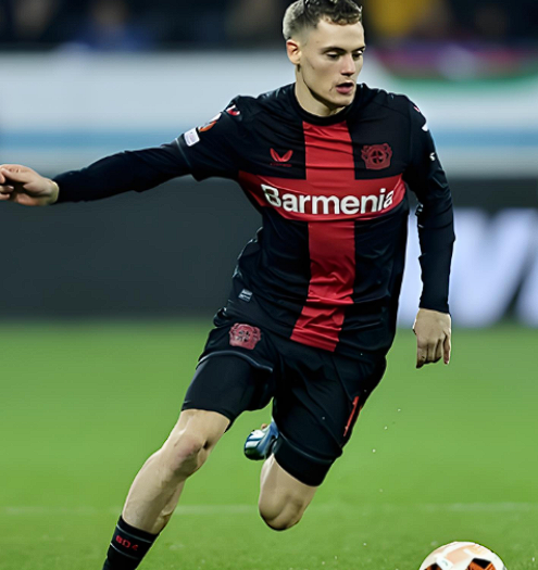 斯内德论跨国转会适配性:以维尔茨为例的战术适应困境与突破路径