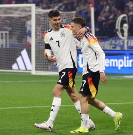 斯内德论跨国转会适配性：以维尔茨为例的战术适应困境与突破路径