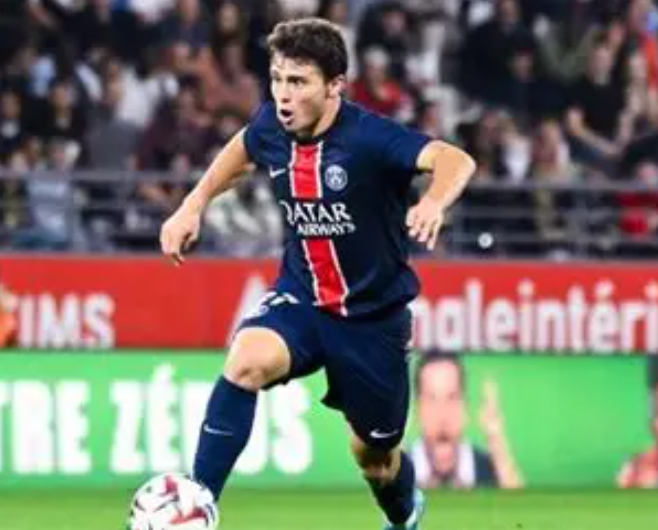 法甲激战：巴黎客胜里昂，内维斯伤停补时建功谈赛后感想