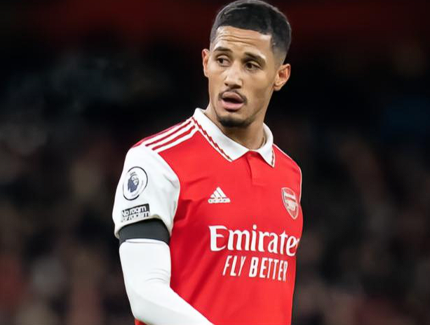 英超赛场阿森纳大捷，萨利巴创队史零封佳绩